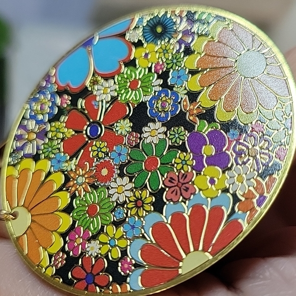 🔥LAST PAIR🔥 Retro 70s Flower Oversized Dangle Earrings - Picture 5 of 6